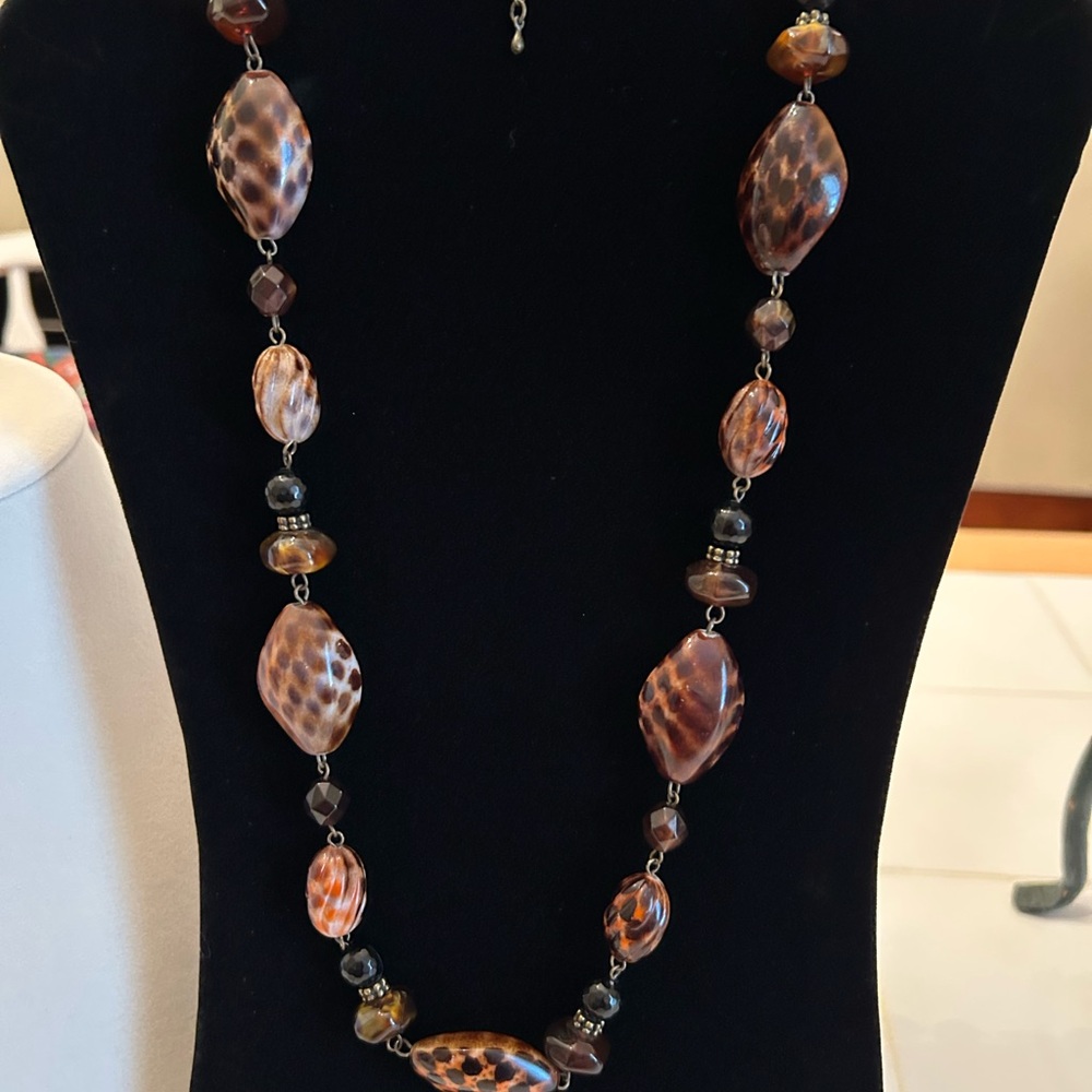 Elegant Brown Beaded Necklace